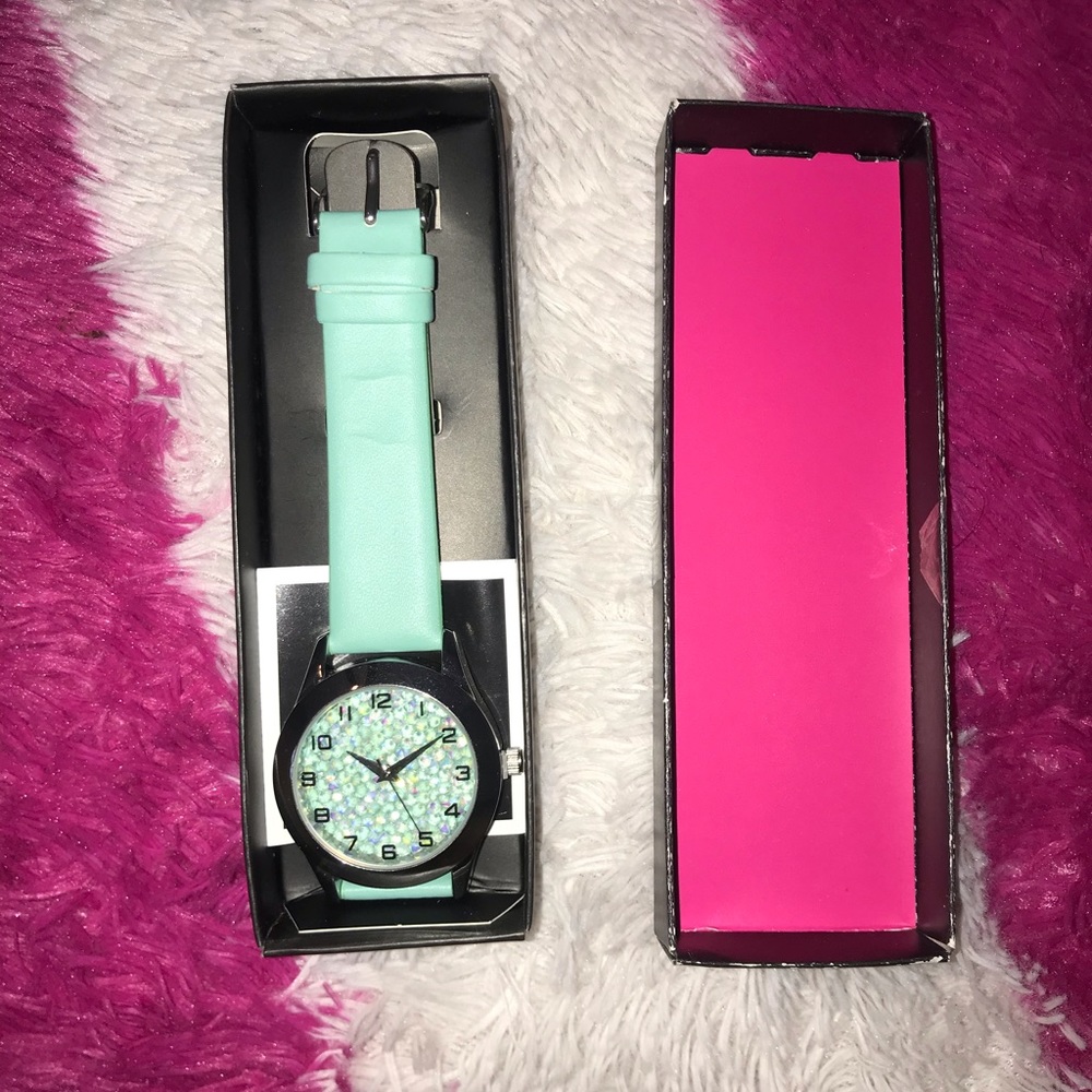 Watch 💕